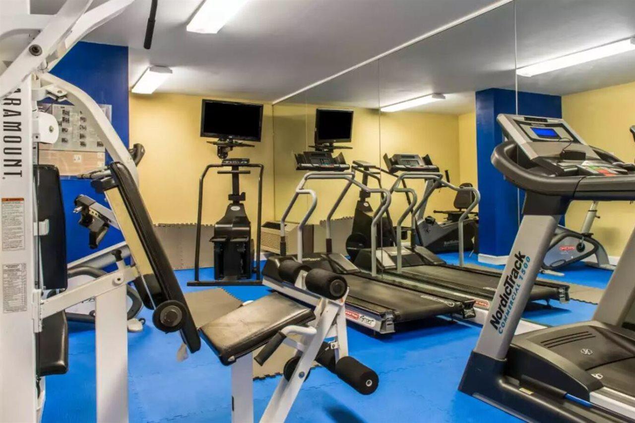 Quality Inn New Kensington Eksteriør bilde