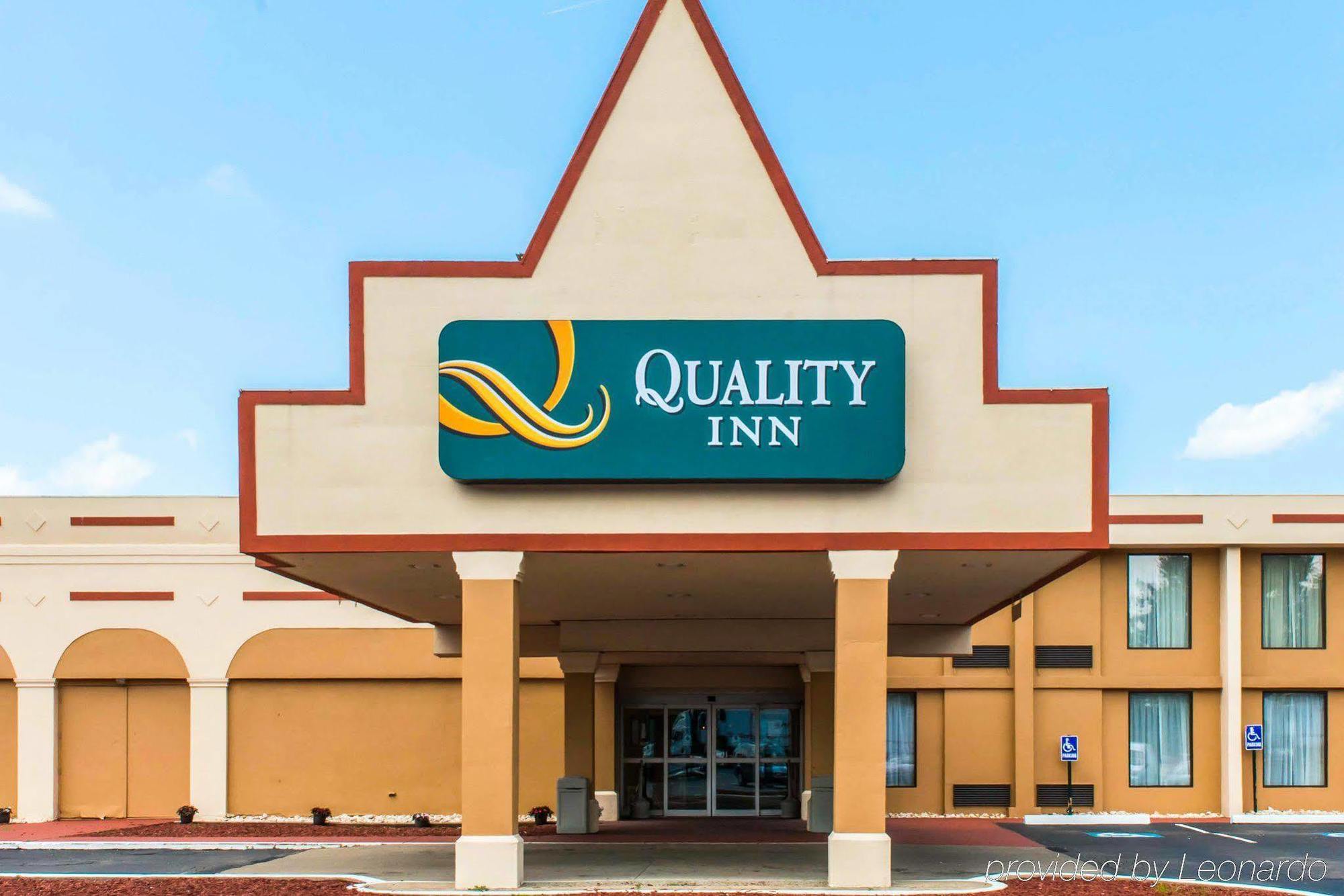 Quality Inn New Kensington Eksteriør bilde