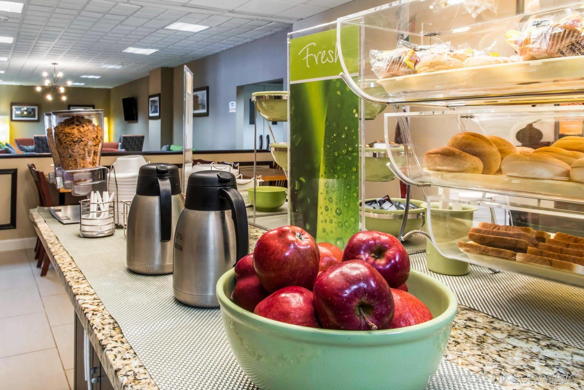 Quality Inn New Kensington Eksteriør bilde