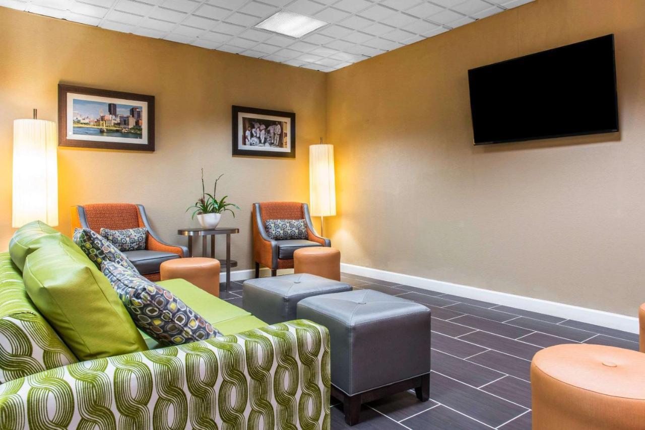 Quality Inn New Kensington Eksteriør bilde